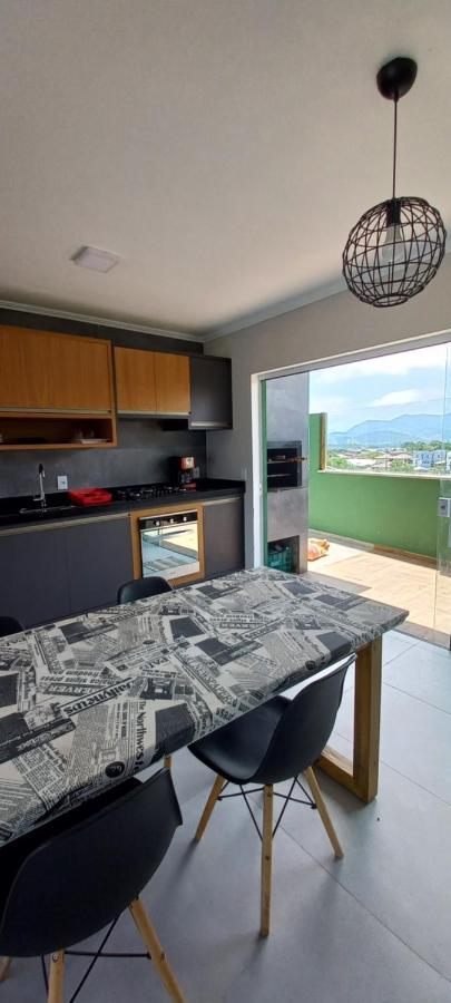 Lake View Guest House Praia do Rosa Esterno foto